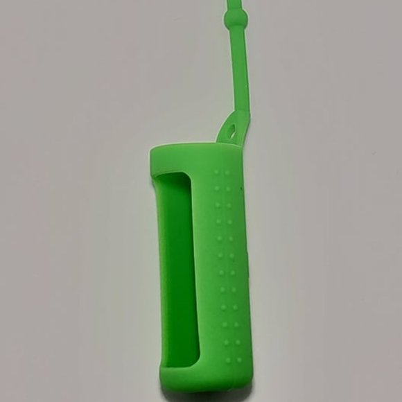 Rubber essential oil roller case for 10ml bottles (Green) - Picture 1 of 2